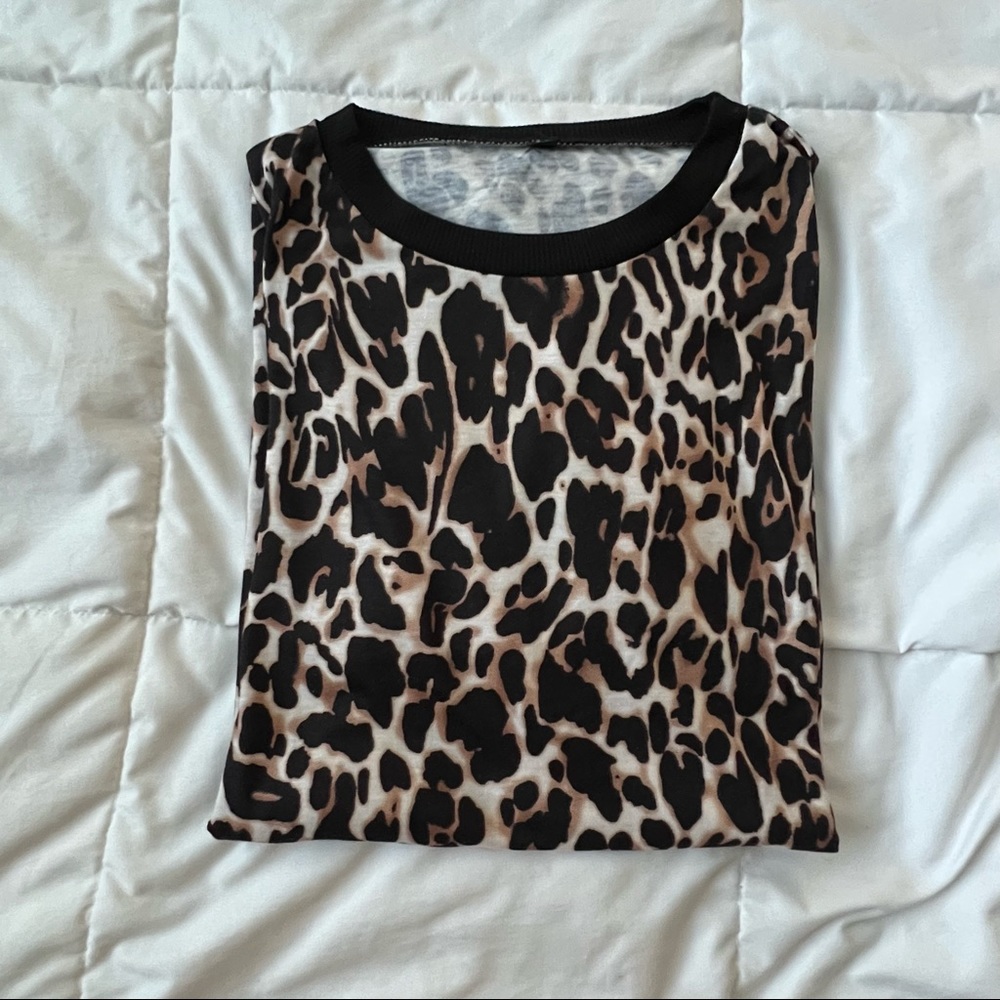 Two Cute Tops - Picture 6 of 9